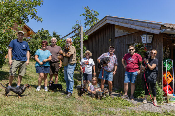 Dackelwanderung Fischgrillen